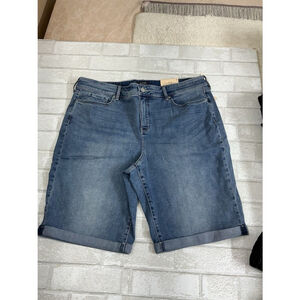 Ndyj Women's Bermuda Size 18 In New Condition With Tags